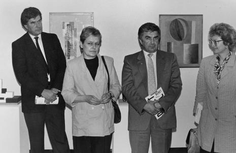 Od lewej Stanisław Dyzbardis (KŁ PZPR), G. Wasilewska (Wydział Kultury i Sztuki Rady Narodowej M. Łodzi),  G. Misiewicz (KŁ PZPR), R. Divacka (ambasada Czechosłowacji)